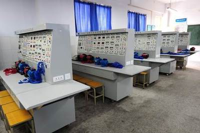 信息工程學院 聚焦工業控制計算機及系統制造的專業殿堂